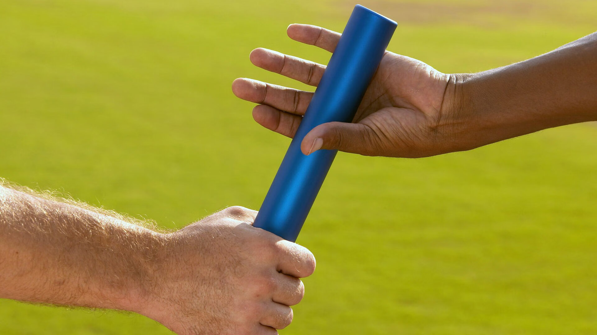 安东·李恩：他是全黑队防守和进攻的双重保障，能力全面，安东内利什么水平